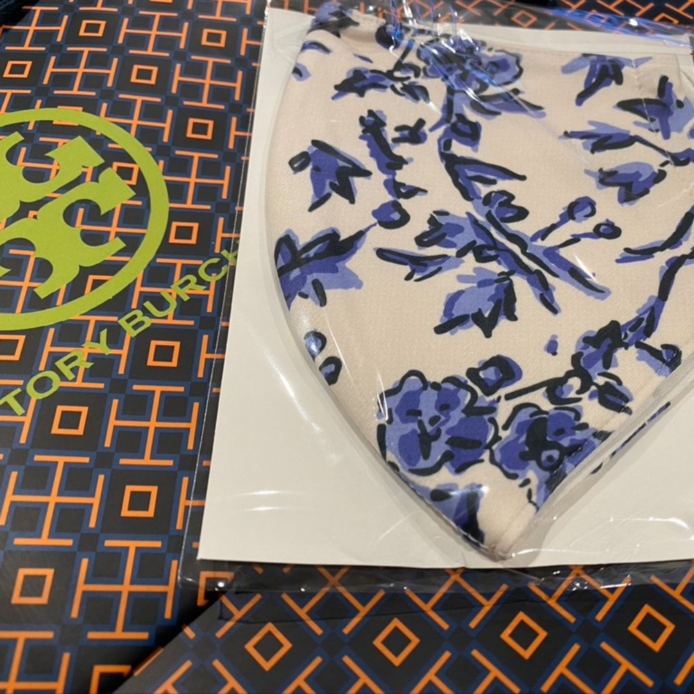 Tory Burch Face Mask